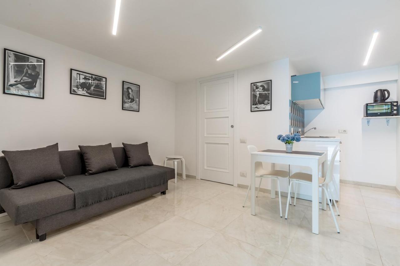 Umberto'S Nest At Toledo Apartment Наполи Екстериор снимка