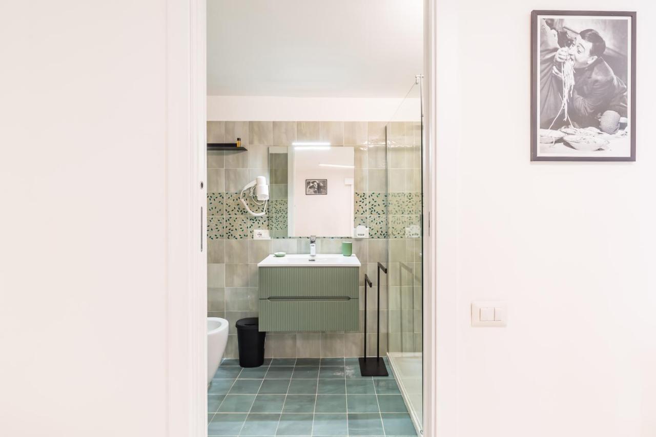 Umberto'S Nest At Toledo Apartment Наполи Екстериор снимка