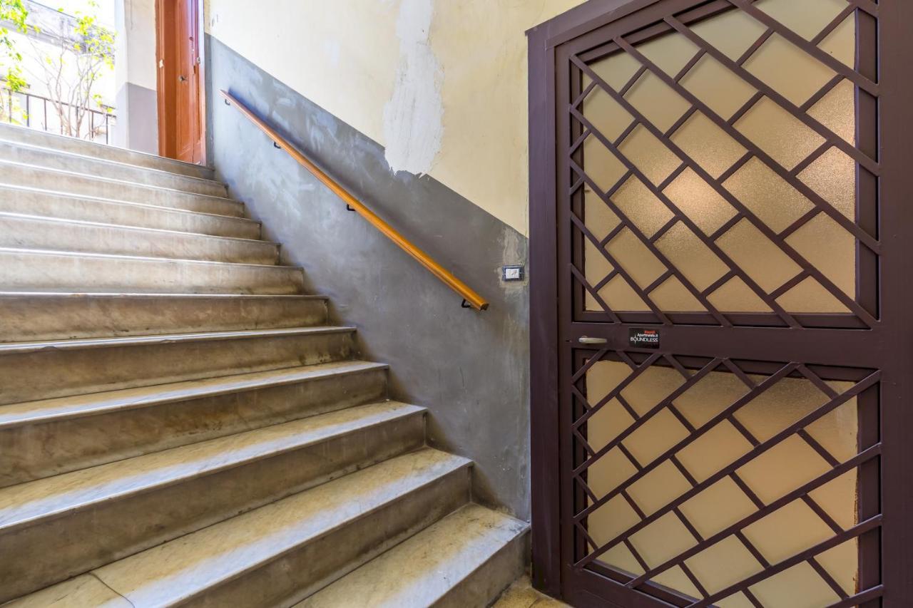 Umberto'S Nest At Toledo Apartment Наполи Екстериор снимка